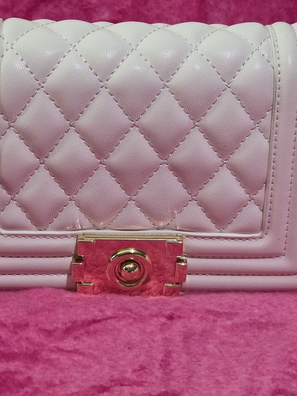 Quilted White Leather Shoulder Bag with Gold Hardware